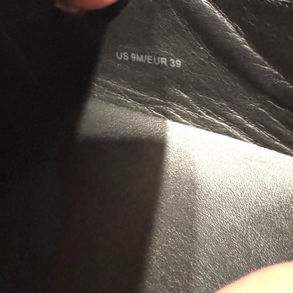 VINCE Black Leather Slip-On Sneakers – Women’s Size 9 (EU 39) - Picture 7 of 7